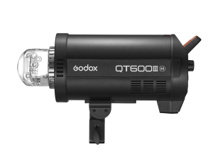 GODOX QT600 III M HSS PARAFLAŞ (600 W)